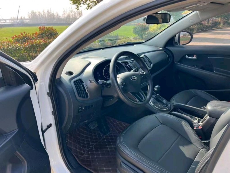 盐城16年起亚智跑6