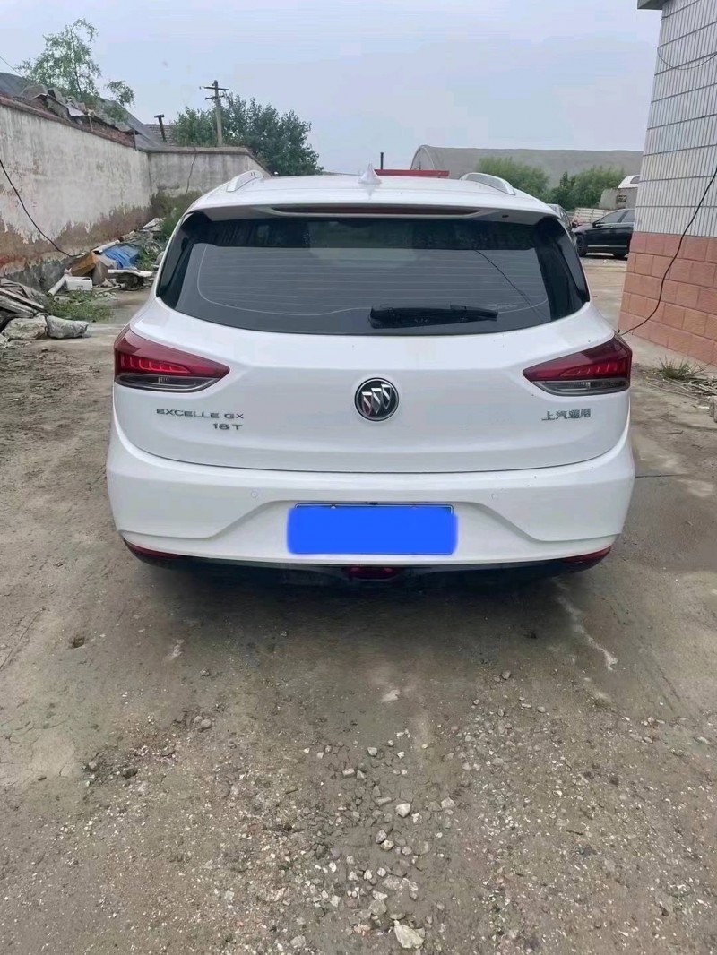 枣庄19年别克威朗6