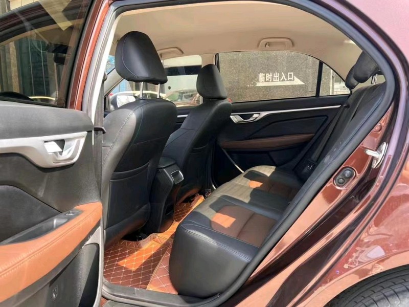 东莞19年吉利远景5