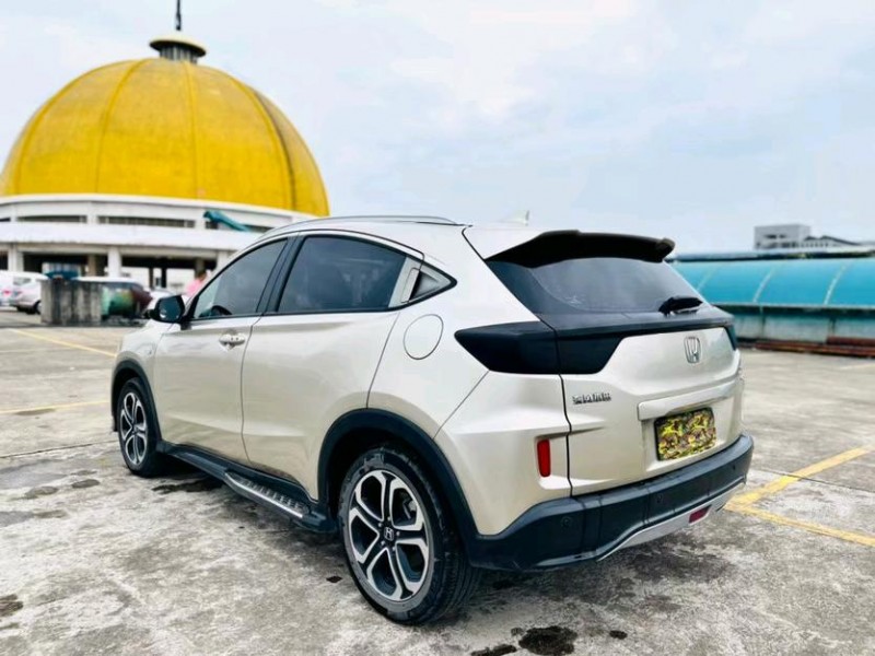 东莞17年本田XRV8