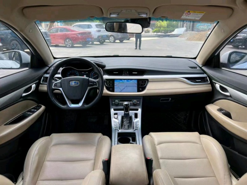 东莞19年吉利帝豪5