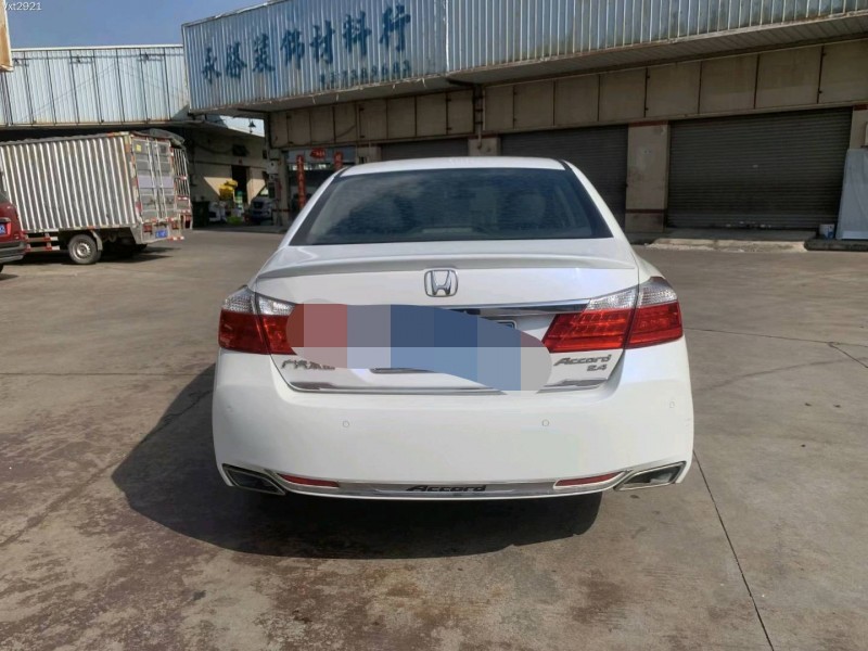 东莞15年本田雅阁5