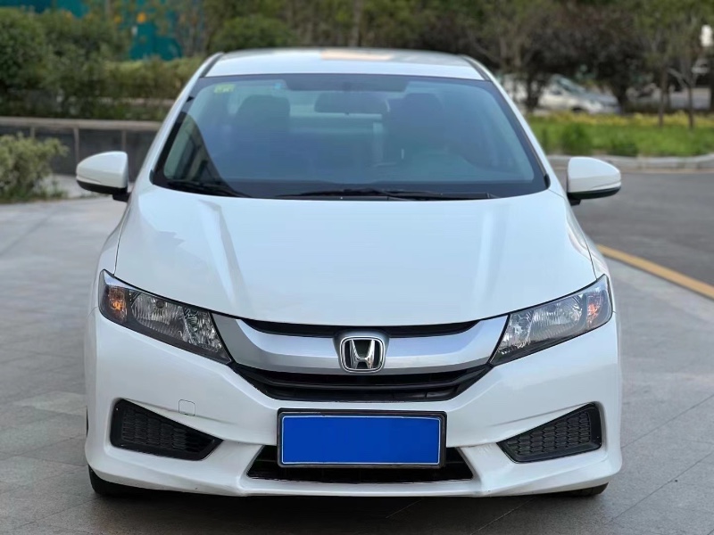 青岛17年本田锋范1