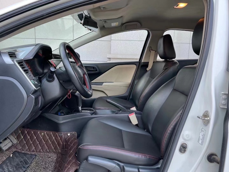 青岛17年本田锋范6