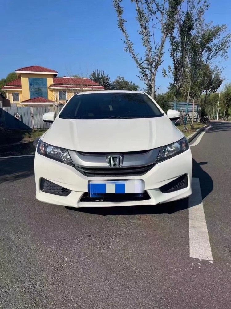 青岛17年本田锋范1