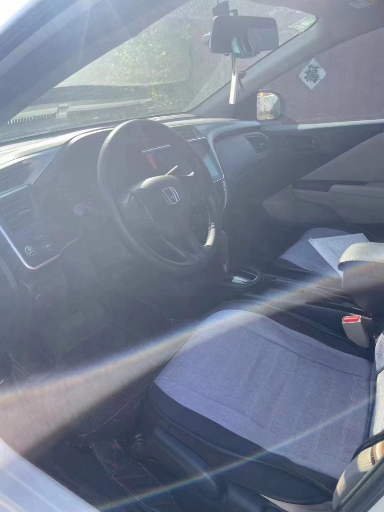 青岛17年本田锋范2