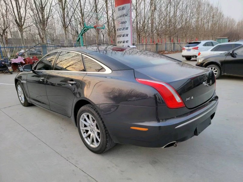 青岛12年捷豹XJL3