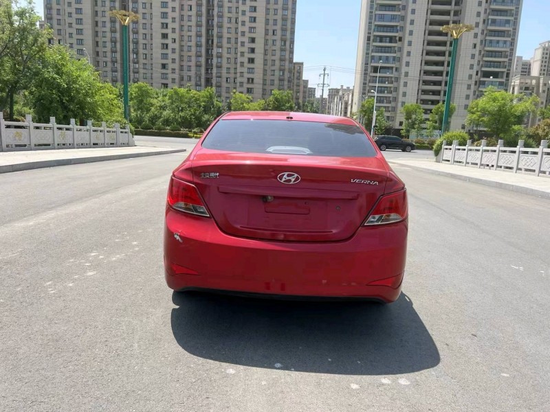 徐州14年现代瑞纳5