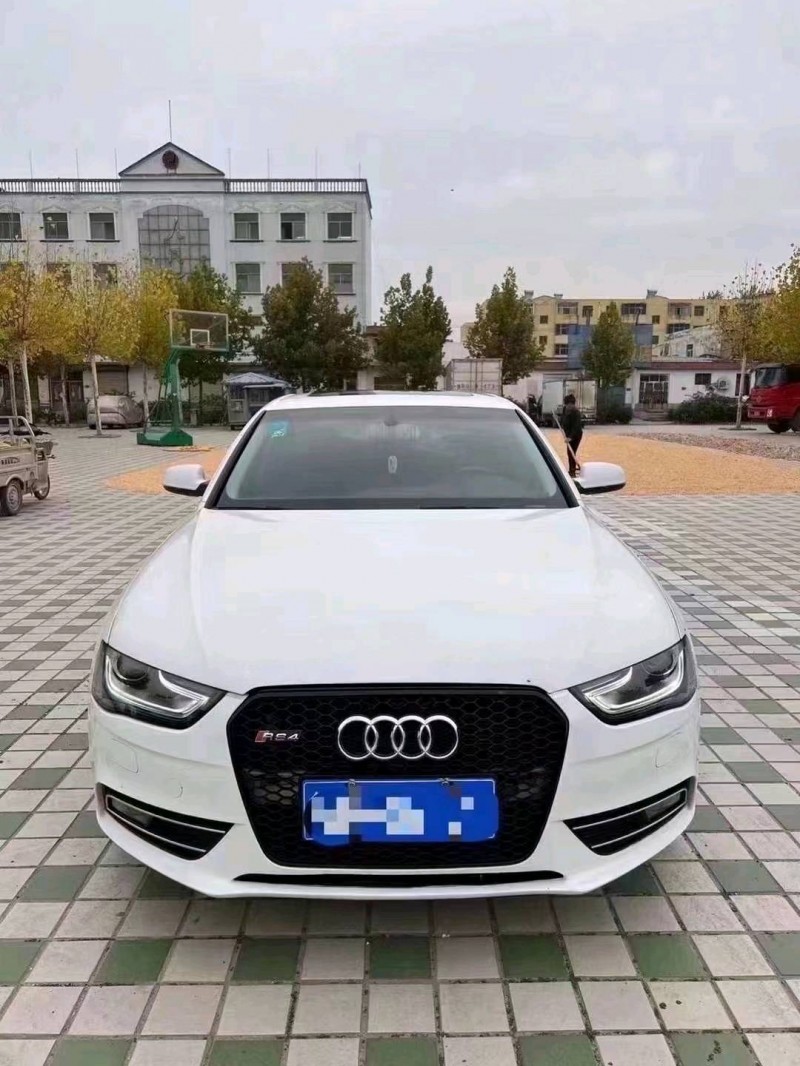 北京14年奥迪A4L8