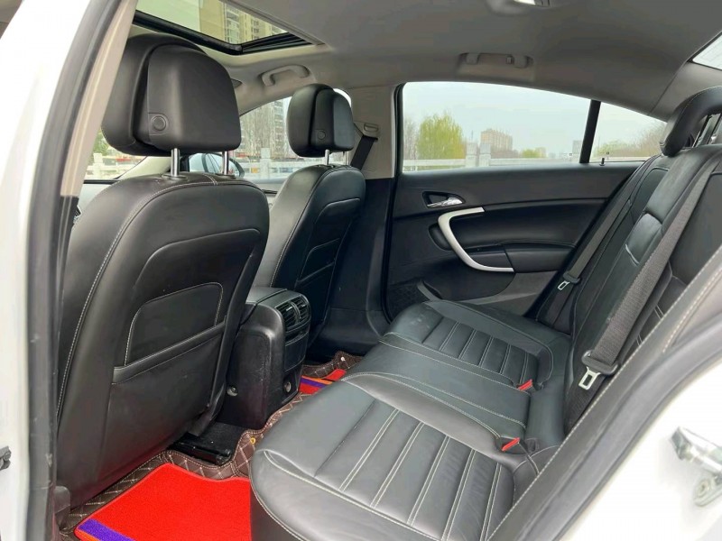 徐州15年别克君威9