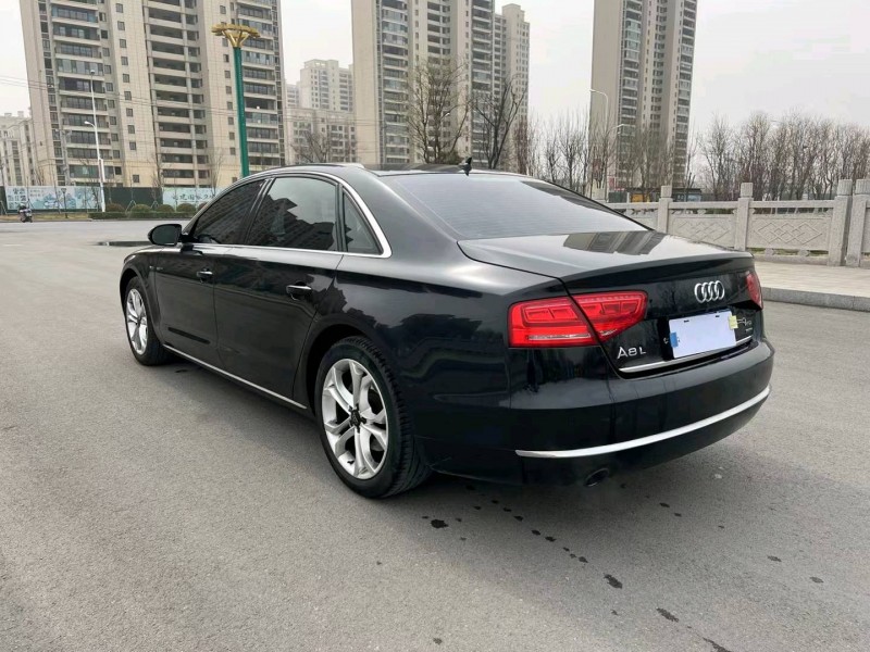 徐州14年奥迪A8L4