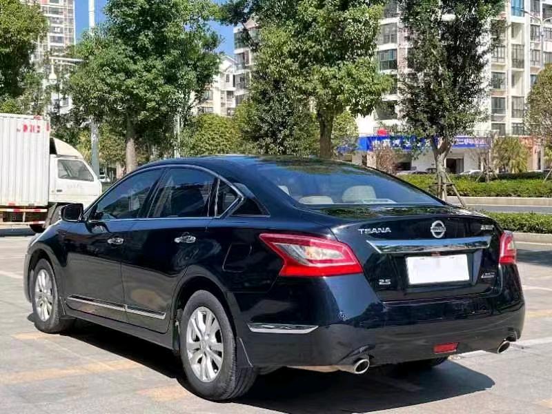 宜春14年日产天籁3