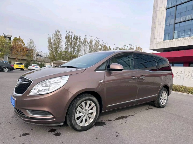 枣庄19年别克GL82