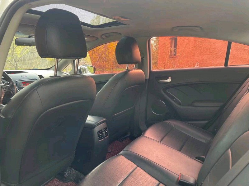 邯郸19年起亚K33