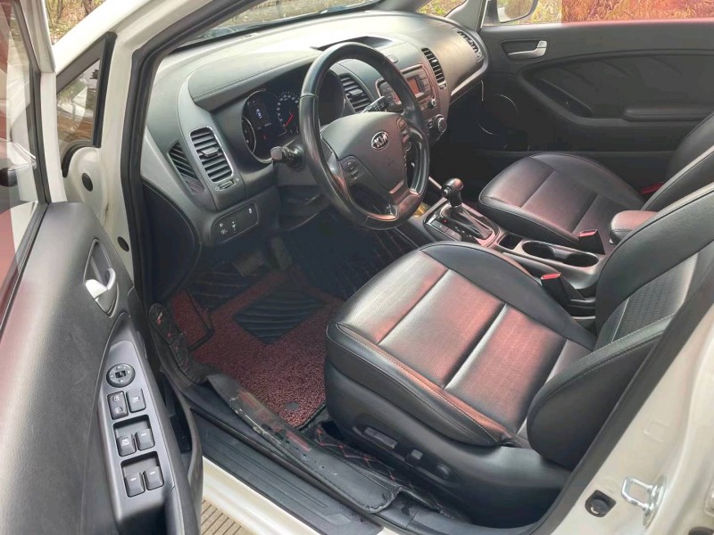 邯郸19年起亚K36