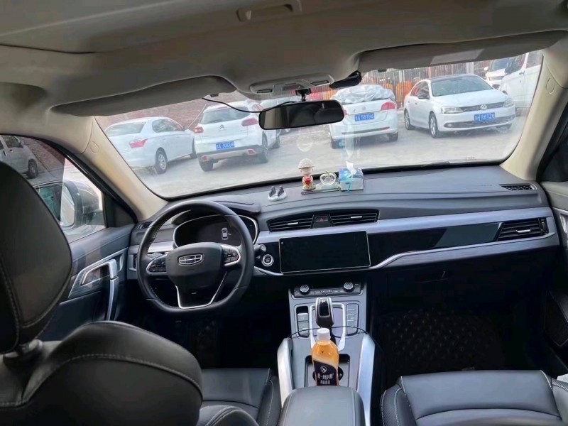 北京20年吉利博越6