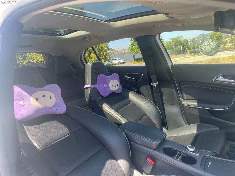 东莞17年奔驰GLA4