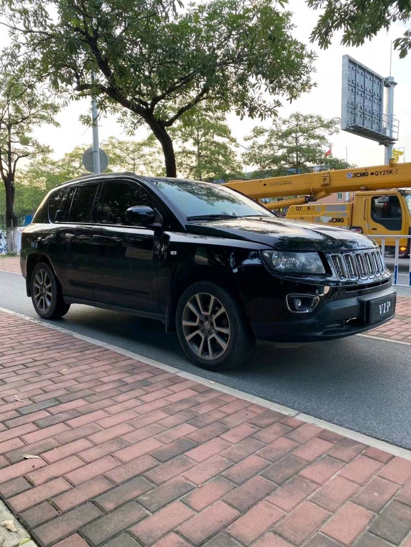 广州13年Jeep指南者2