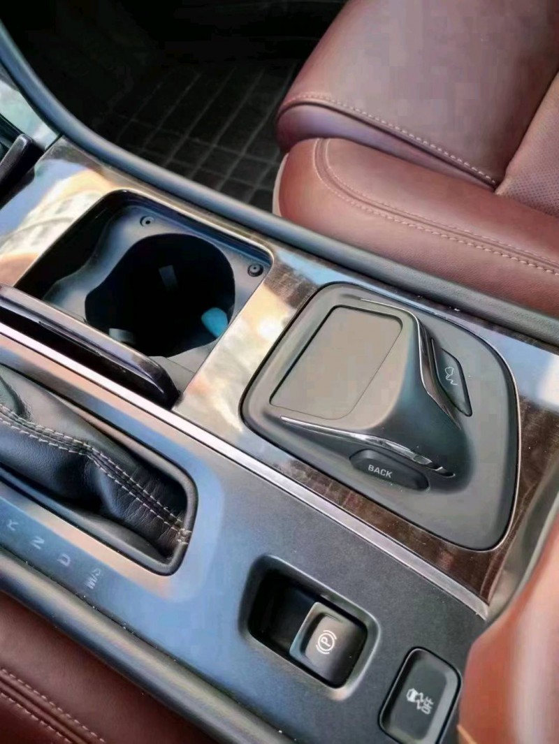 邯郸15年别克君越3