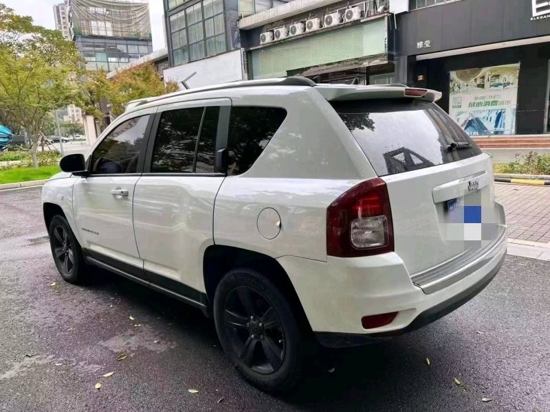 嘉兴14年Jeep指南者7