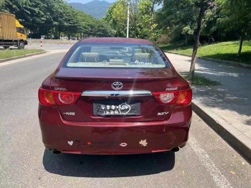 东莞11年丰田锐志7