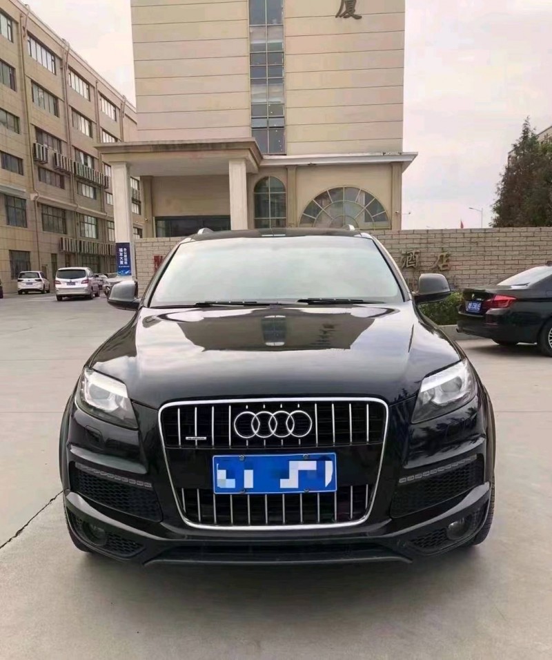 青岛13年奥迪Q79