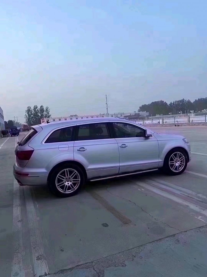 北京07年奥迪Q78