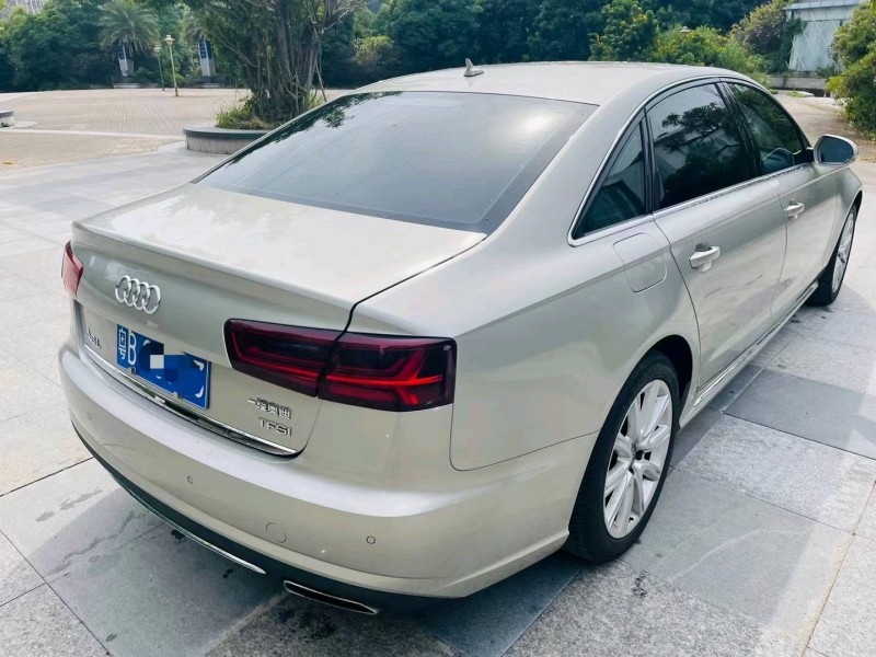广州18年奥迪A6L9