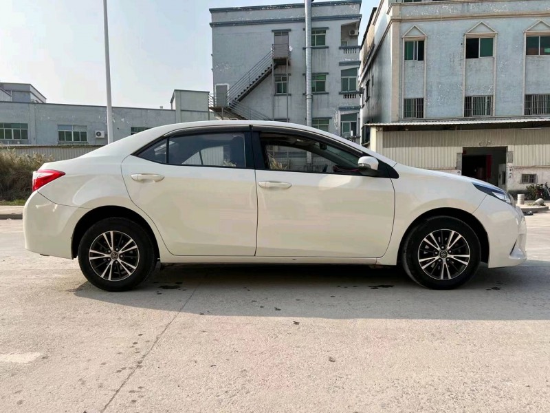 东莞15年丰田雷凌7