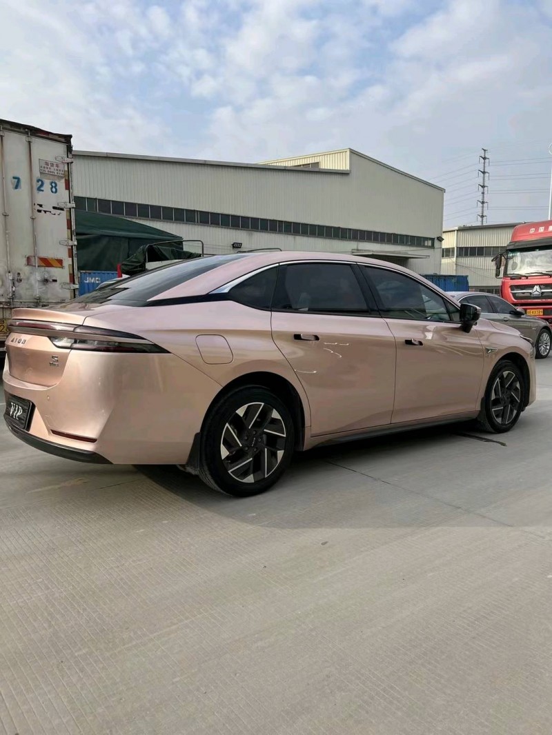 东莞22年传祺埃安7