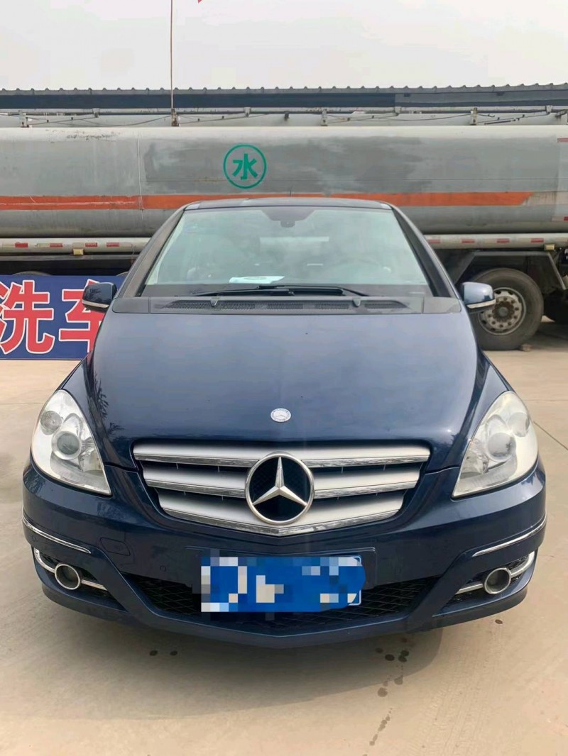 邢台11年奔驰B1
