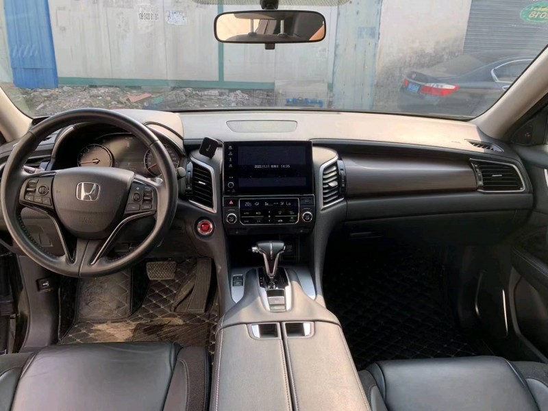 广州18年本田冠道4