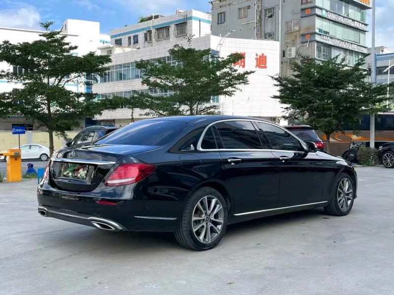 东莞19年奔驰E8