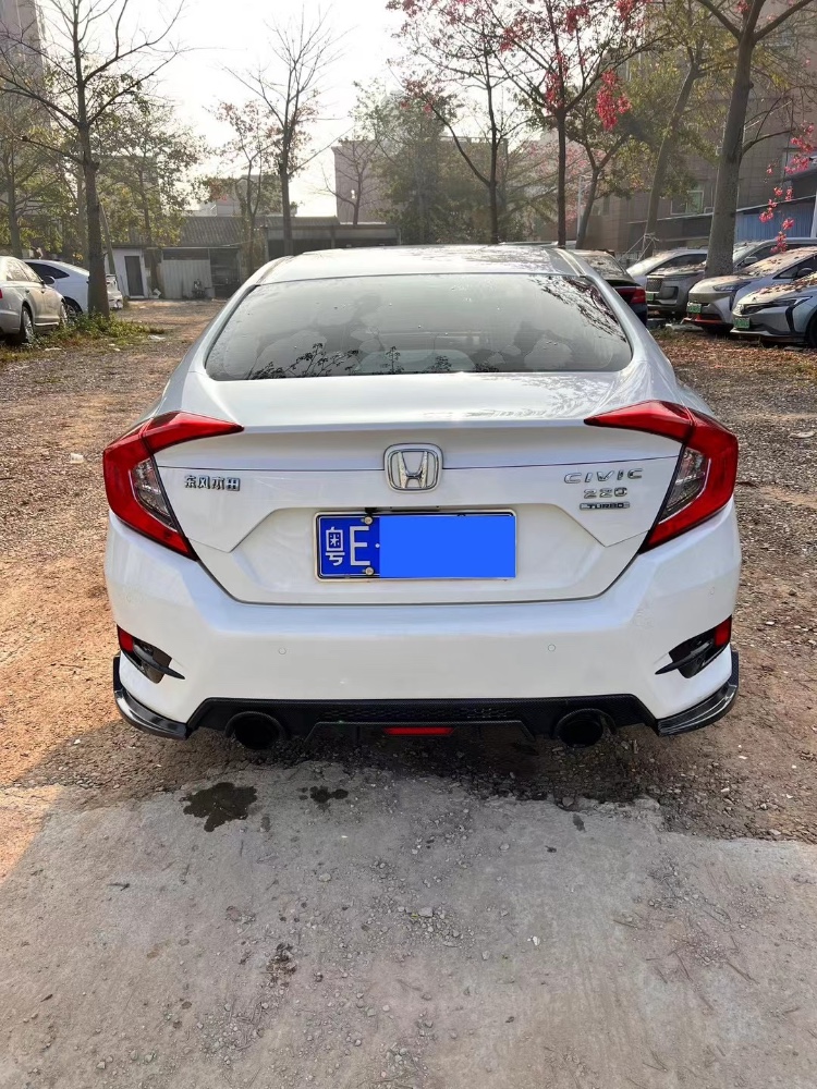 广州18年本田思域2