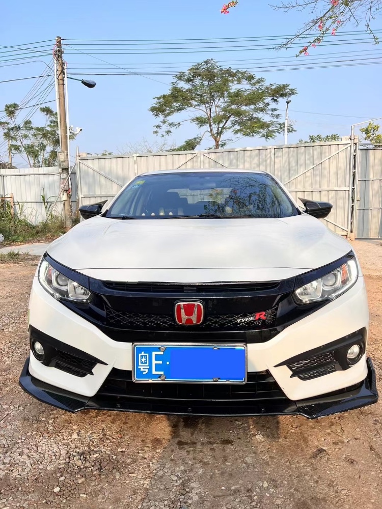 广州18年本田思域1