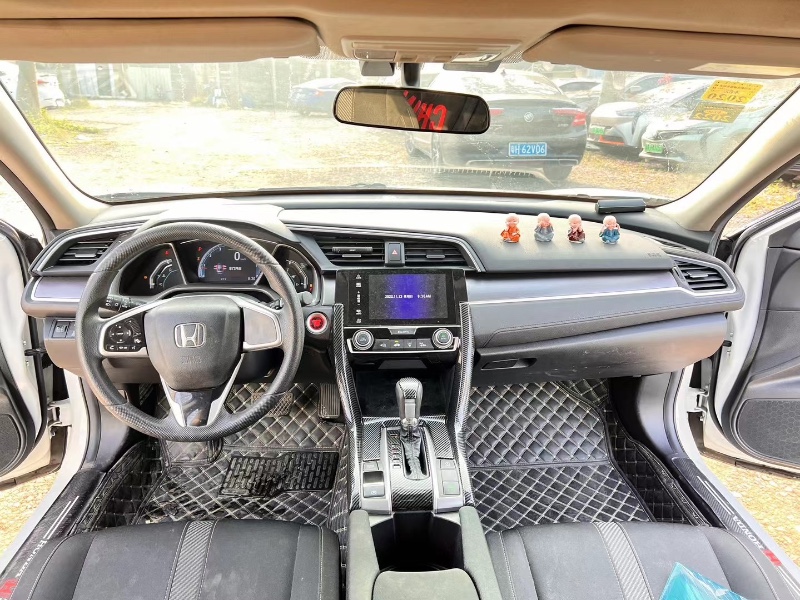 广州18年本田思域8