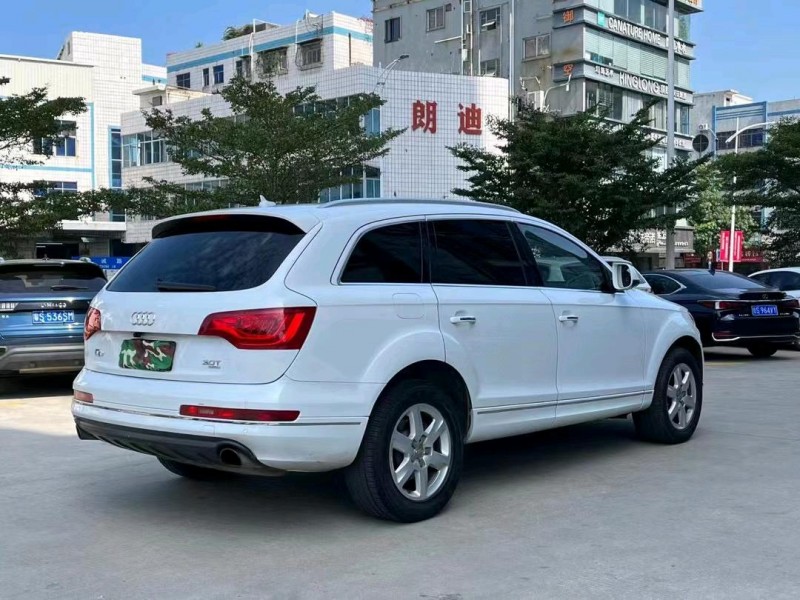 东莞16年奥迪Q72