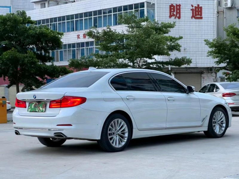 东莞19年宝马5系8