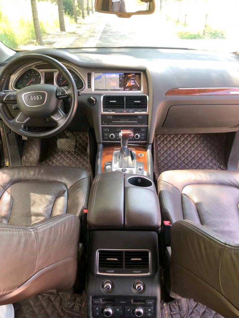 北京14年奥迪Q76