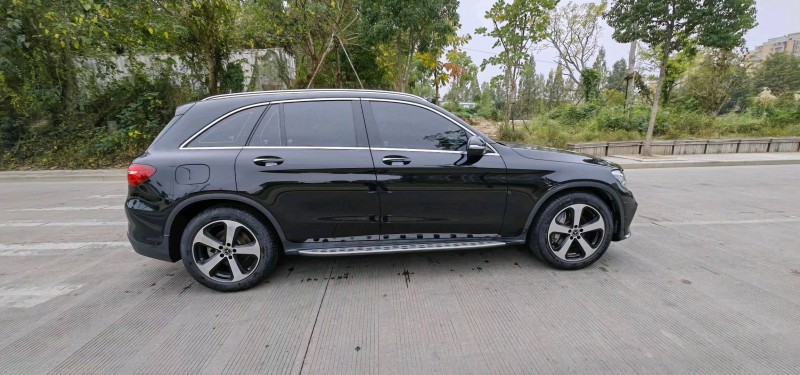 嘉兴19年奔驰GLC3
