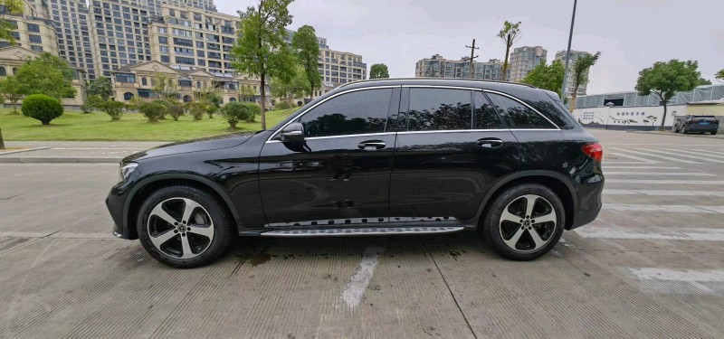 嘉兴19年奔驰GLC7