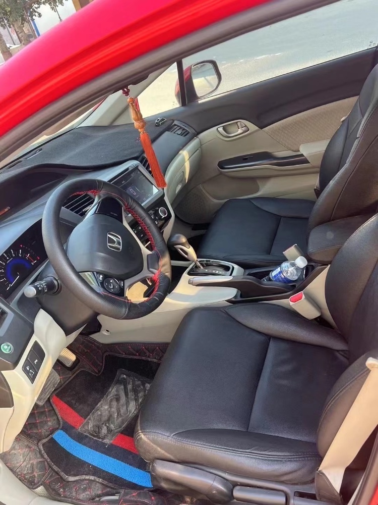 济宁15年本田思域3