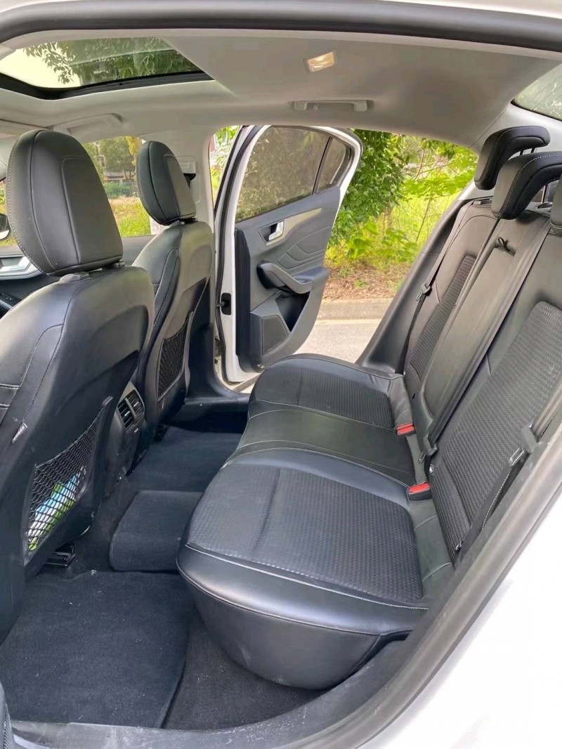 嘉兴21年福特福克斯6