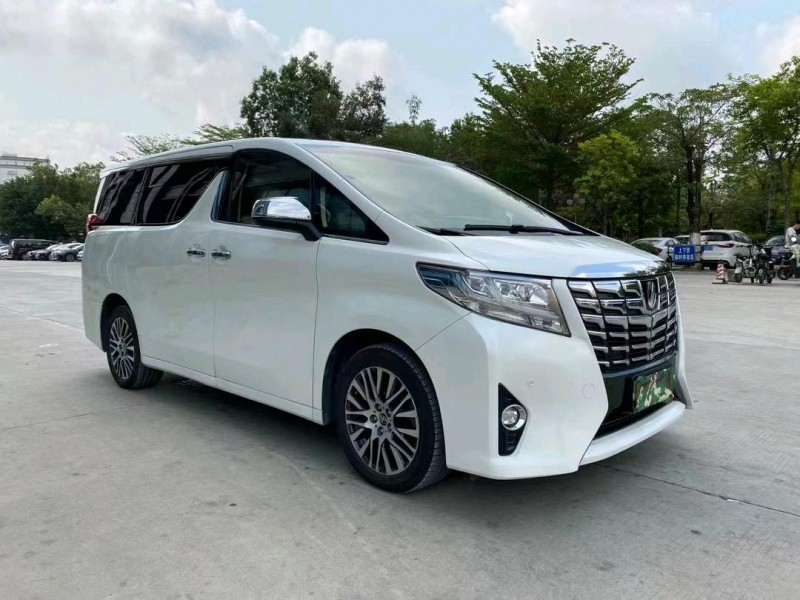 东莞17年丰田埃尔法2