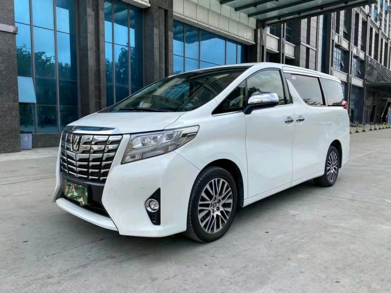 东莞17年丰田埃尔法3