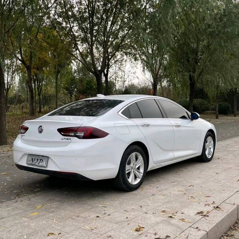 枣庄17年别克君威8