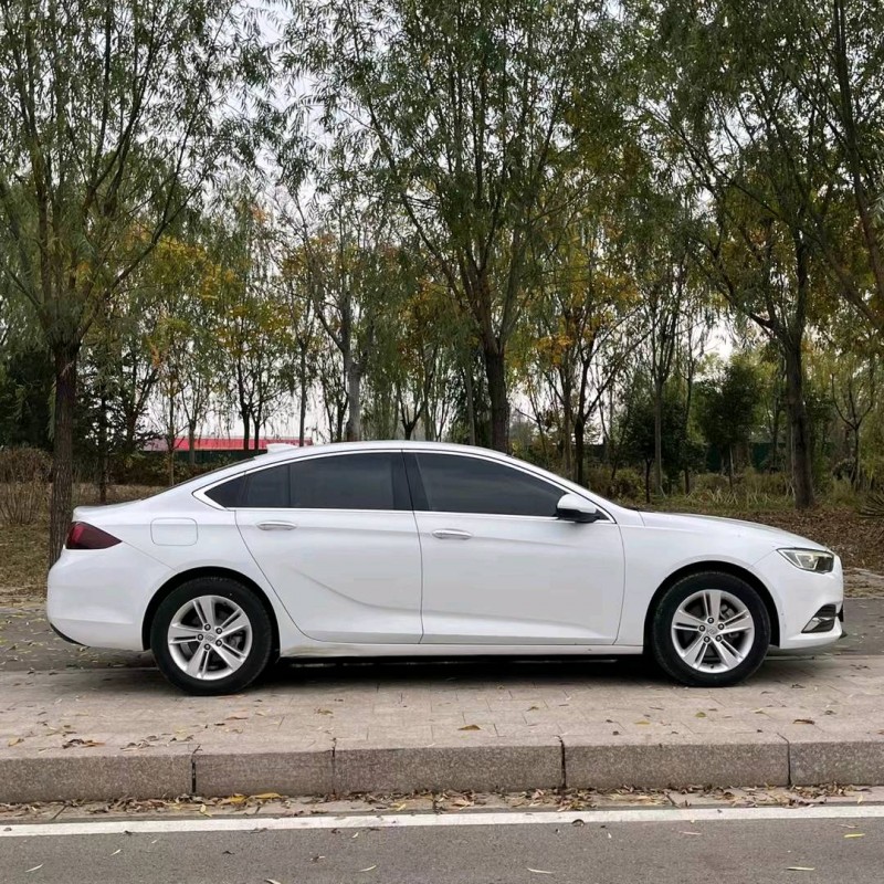 枣庄17年别克君威7