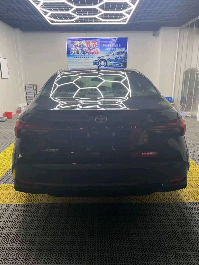 邯郸22年丰田亚洲龙8