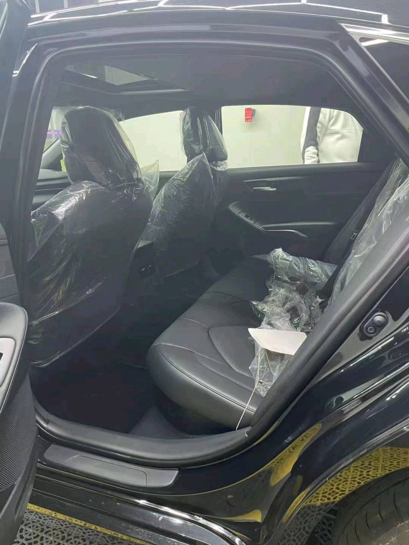 邯郸22年丰田亚洲龙7