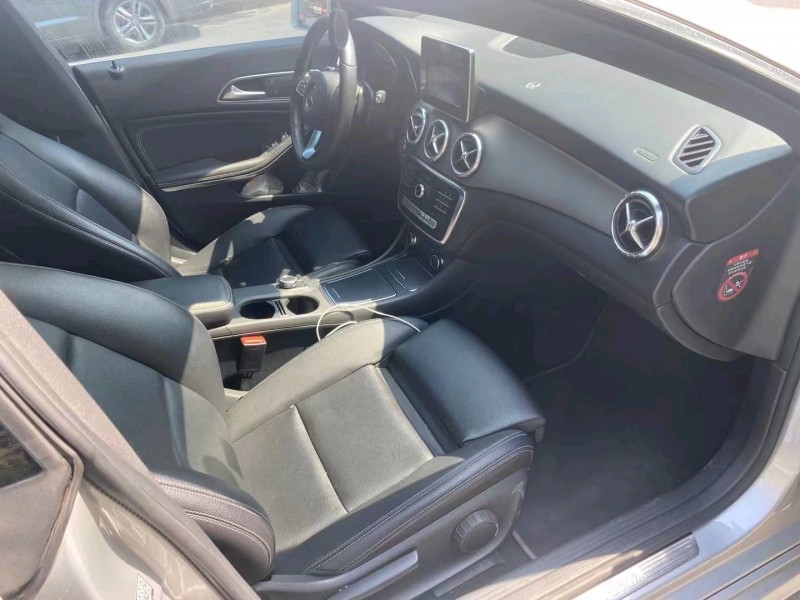 嘉兴16年奔驰CLA6